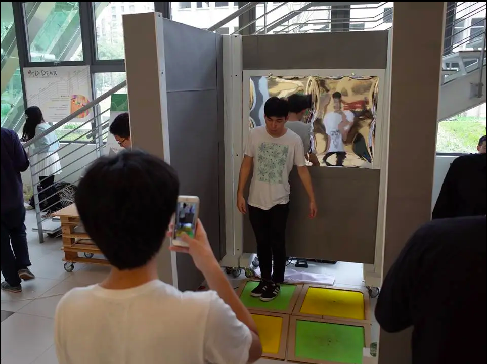 This is a post image